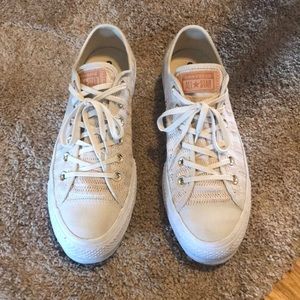 Converse Chuck Taylor Platforms